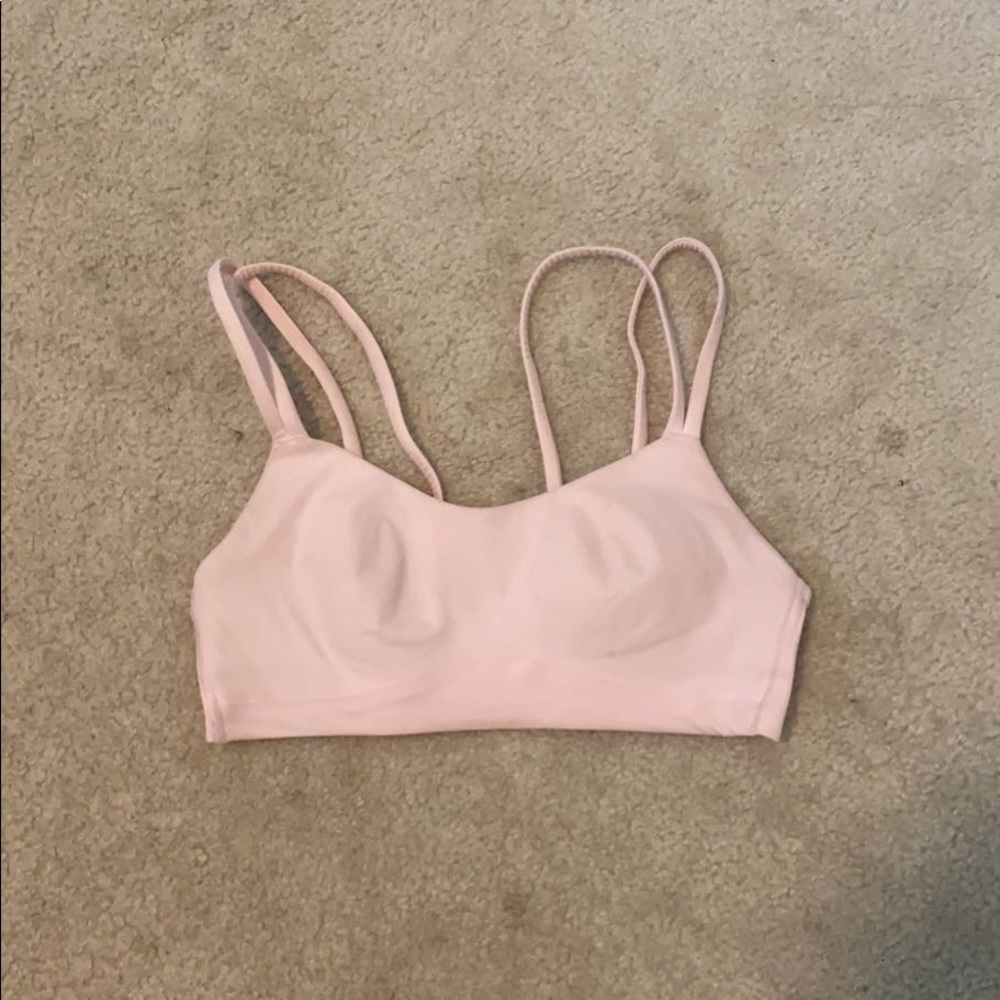 Lululemon like a cloud bra